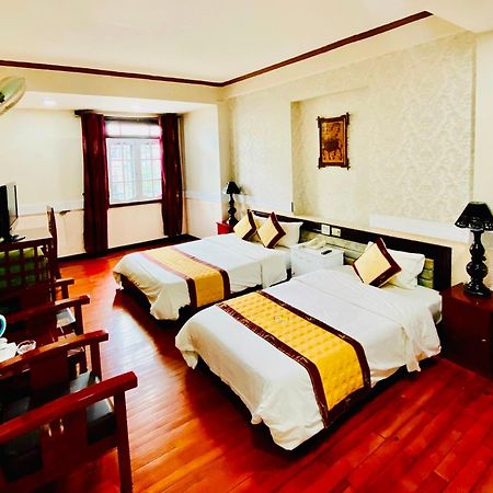 Phuong Dong Hotel Dn By -Bay Luxury Дананг Екстериор снимка