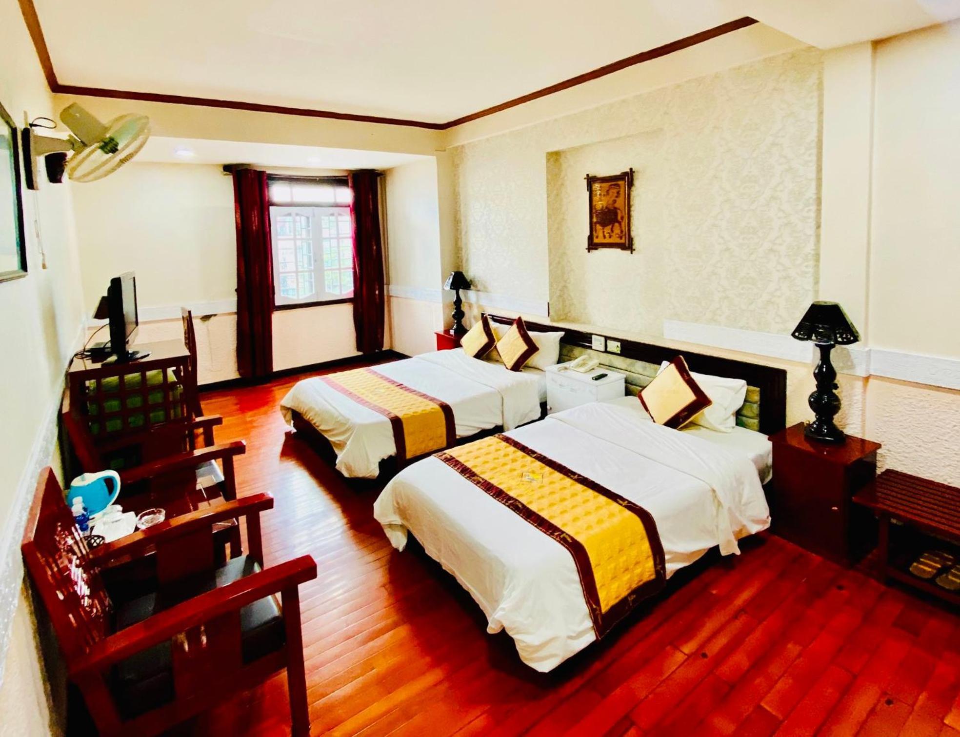 Phuong Dong Hotel Dn By -Bay Luxury Дананг Екстериор снимка
